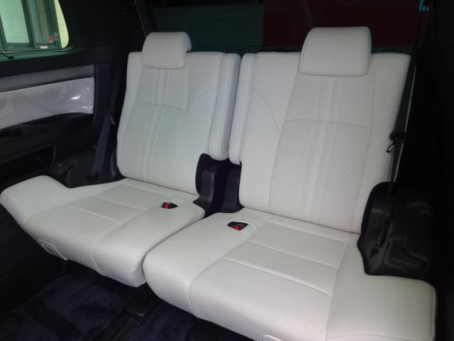 アルファード ３．５エグゼクティブラウンジＳ　★４ＷＤ★ツインムーンルーフ★白革★モデリスタフルエアロ★モデリスタ２０インチＡＷ★モデリスタマフラー★モデリスタシグネチャーイルミ★リヤエンターテインテント後席モニター★ＪＢＬサウンド★ＴＳＳ★（51枚目）