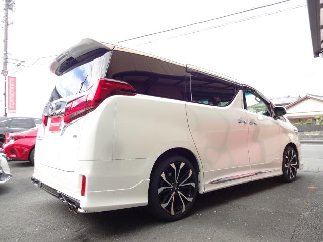 アルファード ３．５エグゼクティブラウンジＳ　★４ＷＤ★ツインムーンルーフ★白革★モデリスタフルエアロ★モデリスタ２０インチＡＷ★モデリスタマフラー★モデリスタシグネチャーイルミ★リヤエンターテインテント後席モニター★ＪＢＬサウンド★ＴＳＳ★（60枚目）
