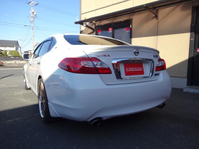 シーマ ハイブリッド　ＶＩＰ　★鑑定書付き★ＴＷＳ鍛造２０インチＡＷ★車高調キットローダウン★サンルーフ★本革★後席ＶＩＰ専用装備★純正ＨＤＤナビ★フルセグ★ＤＶＤ★Ｂｌｕｅｔｏｏｔｈ★バックカメラ★ビルトインＥＴＣ★（31枚目）