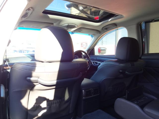 シーマ ハイブリッド　ＶＩＰ　★鑑定書付き★ＴＷＳ鍛造２０インチＡＷ★車高調キットローダウン★サンルーフ★本革★後席ＶＩＰ専用装備★純正ＨＤＤナビ★フルセグ★ＤＶＤ★Ｂｌｕｅｔｏｏｔｈ★バックカメラ★ビルトインＥＴＣ★（54枚目）