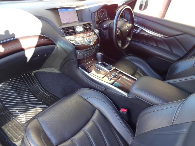 シーマ ハイブリッド　ＶＩＰ　★鑑定書付き★ＴＷＳ鍛造２０インチＡＷ★車高調キットローダウン★サンルーフ★本革★後席ＶＩＰ専用装備★純正ＨＤＤナビ★フルセグ★ＤＶＤ★Ｂｌｕｅｔｏｏｔｈ★バックカメラ★ビルトインＥＴＣ★（57枚目）