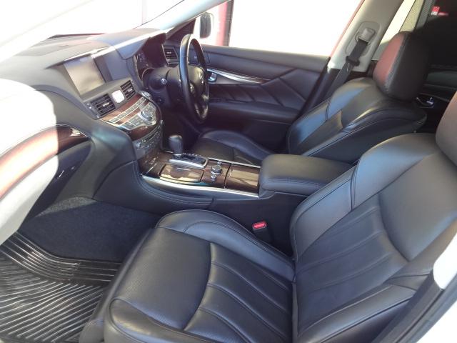 シーマ ハイブリッド　ＶＩＰ　★鑑定書付き★ＴＷＳ鍛造２０インチＡＷ★車高調キットローダウン★サンルーフ★本革★後席ＶＩＰ専用装備★純正ＨＤＤナビ★フルセグ★ＤＶＤ★Ｂｌｕｅｔｏｏｔｈ★バックカメラ★ビルトインＥＴＣ★（58枚目）