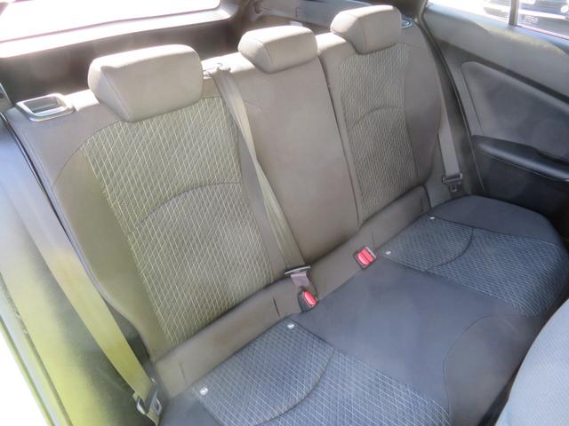 プリウス Ｅ　１年保証　純正ナビ　フルセグＴＶ　Ｂｌｕｅｔｏｏｔｈ　セーフティセンス　Ｂカメラ　ＥＴＣ　クリアランスソナー　ＬＥＤライト　クルーズコントロール　オートハイビーム　社外１７ＡＷ　ウインカーミラー（27枚目）