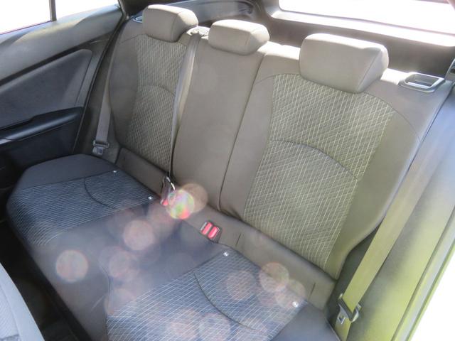 プリウス Ｅ　１年保証　純正ナビ　フルセグＴＶ　Ｂｌｕｅｔｏｏｔｈ　セーフティセンス　Ｂカメラ　ＥＴＣ　クリアランスソナー　ＬＥＤライト　クルーズコントロール　オートハイビーム　社外１７ＡＷ　ウインカーミラー（34枚目）