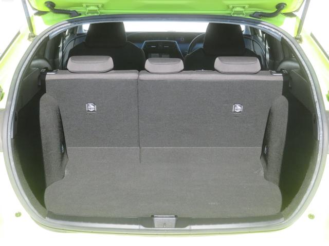 プリウス Ｅ　１年保証　純正ナビ　フルセグＴＶ　Ｂｌｕｅｔｏｏｔｈ　セーフティセンス　Ｂカメラ　ＥＴＣ　クリアランスソナー　ＬＥＤライト　クルーズコントロール　オートハイビーム　社外１７ＡＷ　ウインカーミラー（52枚目）