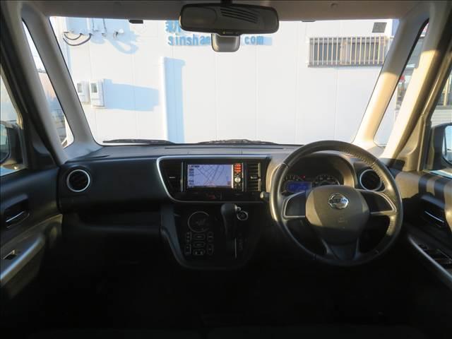 デイズルークス ハイウェイスター　Ｘ　Ｖセレクション＋セーフティＩＩ　１年保証　純正ナビ　フルセグＴＶ　３６０°カメラ　Ｂカメラ　衝突軽減ブレーキ　キセノン　左側電動スライド　タイミングチェーン　純正１４ＡＷ　アイドリングストップ　ベンチシート　スマートキー　電格ミラー（3枚目）