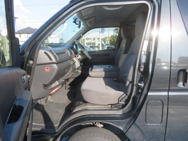 ハイエースバン DX GLパッケージ 4WD ディーゼル車 5ドア イクリプスナビ フルセグTV Bluetooth CD/DVD Bカメラ ETC 電格ミラー 社外LEDライト キーレス Wエアバック(30枚目)