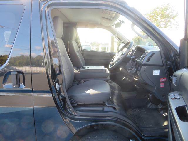 ハイエースバン DX GLパッケージ 4WD ディーゼル車 5ドア イクリプスナビ フルセグTV Bluetooth CD/DVD Bカメラ ETC 電格ミラー 社外LEDライト キーレス Wエアバック(51枚目)