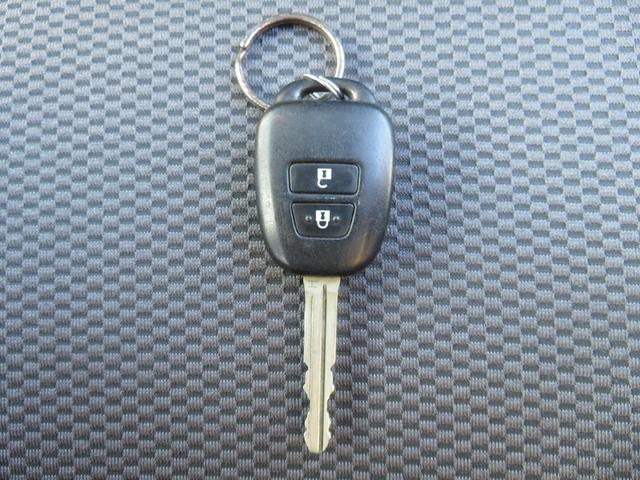 ハイエースバン DX GLパッケージ 4WD ディーゼル車 5ドア イクリプスナビ フルセグTV Bluetooth CD/DVD Bカメラ ETC 電格ミラー 社外LEDライト キーレス Wエアバック(53枚目)