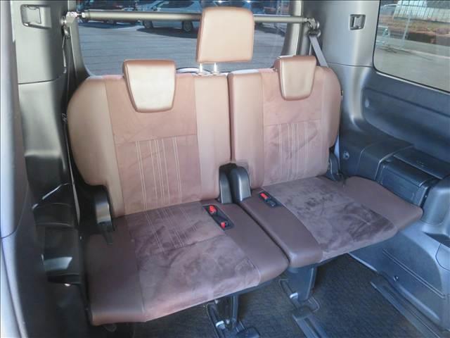 エスクァイア Ｇｉ　“Ｐｒｅｍｉｕｍ　Ｐａｃｋａｇｅ”　１年保証　純正ナビ　フルセグＴＶ　Ｂｌｕｅｔｏｏｔｈ　Ｂカメラ　ＥＴＣ２．０　後席モニター　ドラレコ　エアロー　ＬＥＤライト　両側電動スライド　流れるウインカー　セーフティセンス　シートヒーター（18枚目）