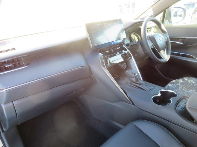 Z レザーパッケージ 登録済未使用車 T-ConnectSDナビTV 調光パノラマルーフ おくだけ充電 純正19AW インナーミラー パワーバックドア トヨタセーフティセンス 保証書取説完備(19枚目)