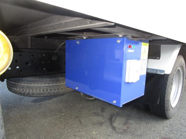 エルフトラック 　低温冷蔵冷凍車ワイドロング　サイド扉スタンバイ付（22枚目）