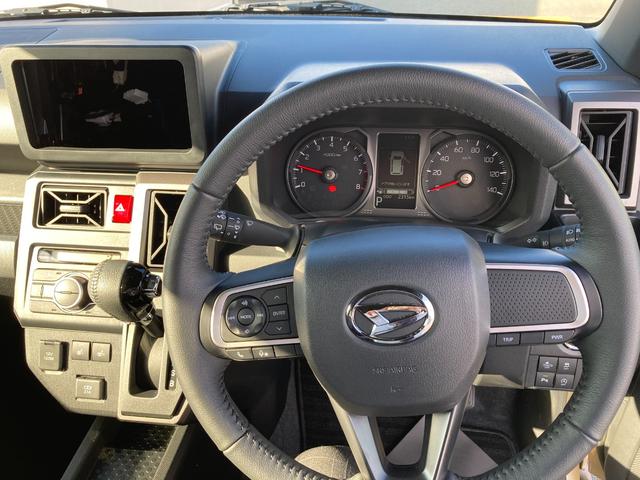 タフト G ダーククロムベンチャー 15インチアルミホイール オートレベリング機能付フルLEDヘッドランプ LEDフォグランプ 本革巻ステアリングホイール 本革巻インパネセンターシフト キーフリーシステム プッシュボタンスタート(16枚目)