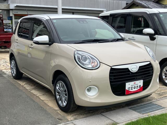 ブーン スタイル ホワイトリミテッド SAIII キーフリーシステム プッシュボタンスタート フルホイールキャップ 電動格納ドアミラー オートエアコン(プッシュ式) UVカットガラス	 パワーウィンドウ(4枚目)