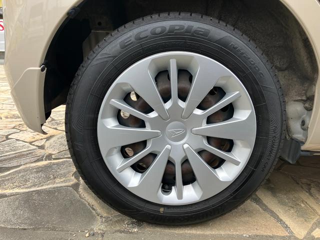 ブーン スタイル ホワイトリミテッド SAIII キーフリーシステム プッシュボタンスタート フルホイールキャップ 電動格納ドアミラー オートエアコン(プッシュ式) UVカットガラス	 パワーウィンドウ(10枚目)