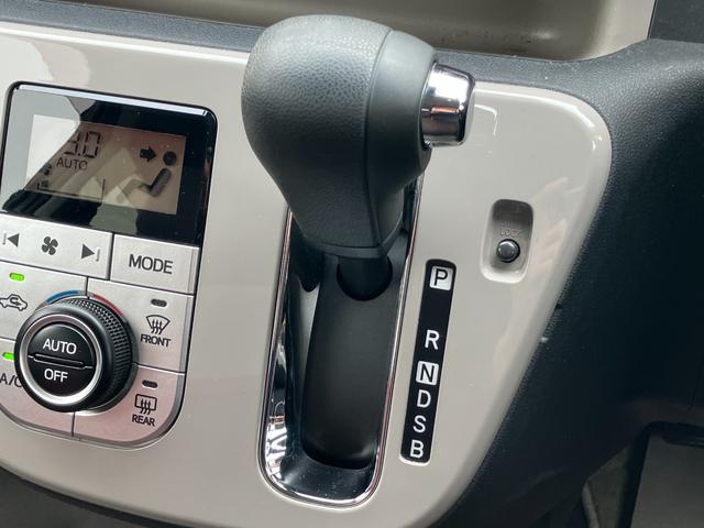 ブーン スタイル ホワイトリミテッド SAIII キーフリーシステム プッシュボタンスタート フルホイールキャップ 電動格納ドアミラー オートエアコン(プッシュ式) UVカットガラス	 パワーウィンドウ(34枚目)