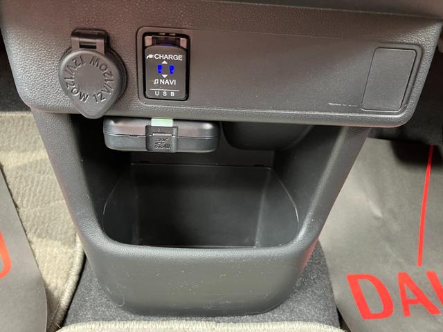 ブーン スタイル ホワイトリミテッド SAIII キーフリーシステム プッシュボタンスタート フルホイールキャップ 電動格納ドアミラー オートエアコン(プッシュ式) UVカットガラス	 パワーウィンドウ(36枚目)