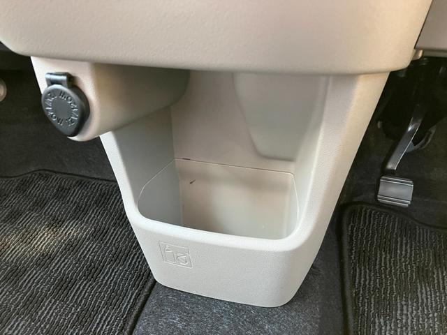 ムーヴ Ｌ　ＳＡＩＩＩ　１４インチフルホイールキャップ　ＵＶカットゴラス（フロントドア）　ウレタンステアリングホイール　キーレスエントリー　マニュアルエアコン（ダイヤル式）（33枚目）