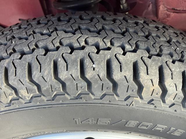 ハイゼットトラック ジャンボエクストラ LEDヘッドランプ シートスライド&リクライニング機構 荷台ステップ オーバーヘッドシェルフ マニュアルエアコン コーナーセンサー(7枚目)