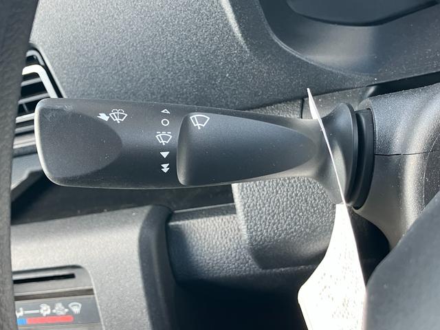 ハイゼットトラック ジャンボエクストラ LEDヘッドランプ シートスライド&リクライニング機構 荷台ステップ オーバーヘッドシェルフ マニュアルエアコン コーナーセンサー(19枚目)