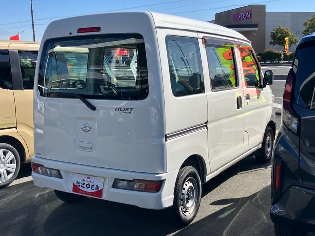 ハイゼットカーゴ スペシャル 2WD 4AT マニュアルエアコン プリントレザーシート アッパートレイ ユースフルナット(31か所)(4枚目)