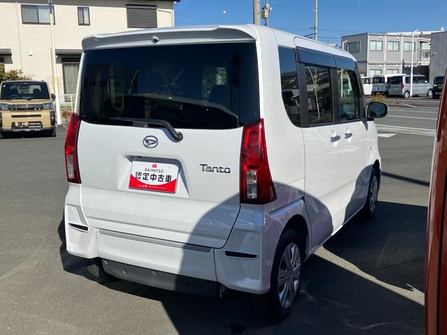 タント スローパーＸターンシート付　福祉車両　１４インチフルホイールキャップ　フルＬＥＤヘッドランプ　オート格納式カラードドアミラー　左側パワースライドドア　ＴＦＴカラーマルチインフォメーションディスプレイ　フルファブリックシート（4枚目）