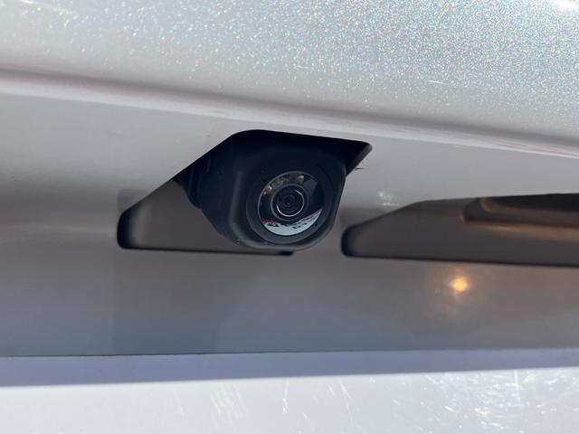 タント スローパーＸターンシート付　福祉車両　１４インチフルホイールキャップ　フルＬＥＤヘッドランプ　オート格納式カラードドアミラー　左側パワースライドドア　ＴＦＴカラーマルチインフォメーションディスプレイ　フルファブリックシート（13枚目）