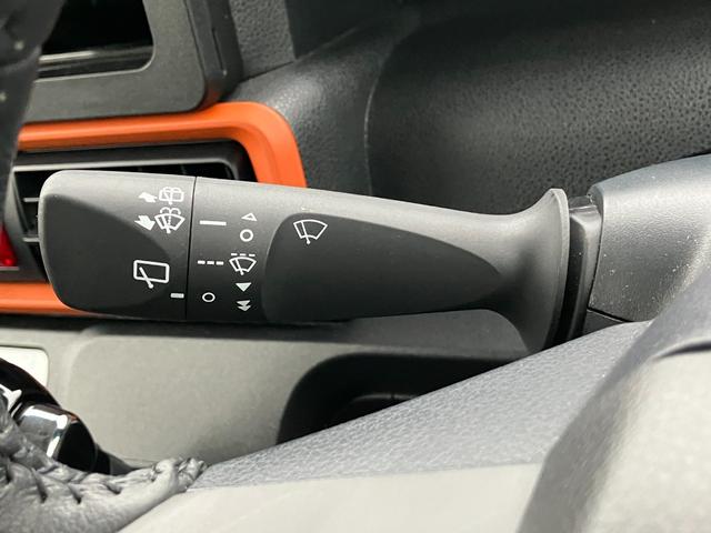 タント ファンクロスターボ 15インチアルミホイール キーフリーシステム プッシュボタンスタート オートエアコン(プッシュ式) フルLEDヘッドランプ オート格納式カラードドアミラー 本革巻ステアリングホイール(25枚目)