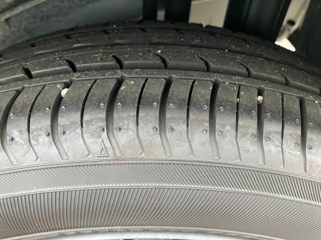 ミラトコット G リミテッド SAIII 14インチフルホイールキャップ オートエアコン(プッシュ式) UV&IRカットガラス キーフリーシステム LEDヘッドランプ USB電源ソケット(12枚目)