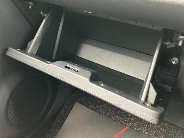 ミラトコット G リミテッド SAIII 14インチフルホイールキャップ オートエアコン(プッシュ式) UV&IRカットガラス キーフリーシステム LEDヘッドランプ USB電源ソケット(35枚目)