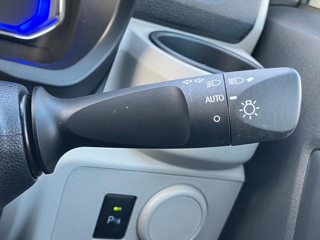 ミライース Ｘ　ＳＡＩＩＩ　１４インチフルホイールキャップ　ＬＥＤヘッドランプ　電動格納式（カラード）ドアミラー　自発光式デジタルメーターブルーイルミネーションメーター　マニュアルエアコン（ダイヤル式）　キーレスエントリー（23枚目）