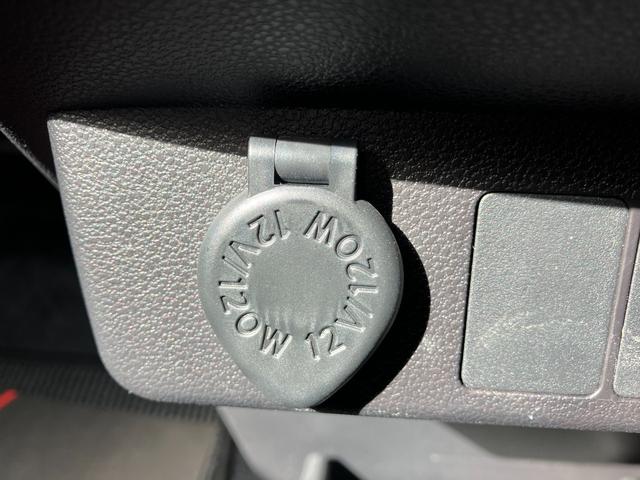 ミライース Ｘ　ＳＡＩＩＩ　１４インチフルホイールキャップ　ＬＥＤヘッドランプ　電動格納式（カラード）ドアミラー　自発光式デジタルメーターブルーイルミネーションメーター　マニュアルエアコン（ダイヤル式）　キーレスエントリー（30枚目）