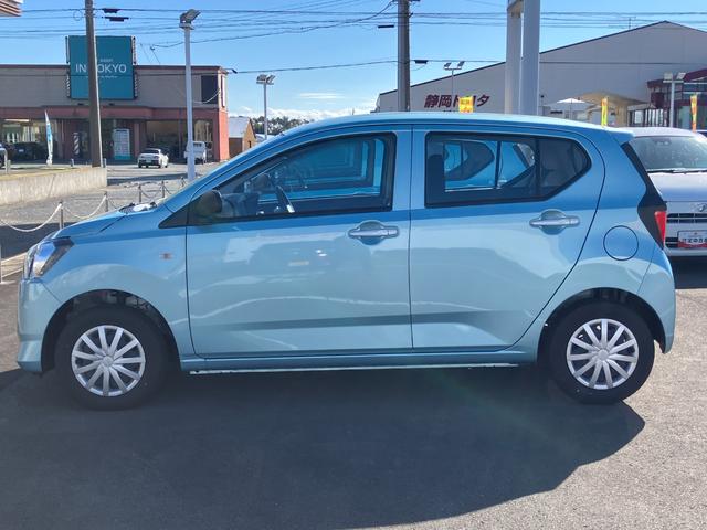 ミライース Ｌ　ＳＡＩＩＩ　１３インチフルホイールキャップ　マルチリフレクターハロゲンヘッドランプ　可倒式ドアミラー　自発光式デジタルメーターアンバーイルミネーションメーター　マニュアルエアコン（ダイヤル式）　キーレスエントリー（8枚目）