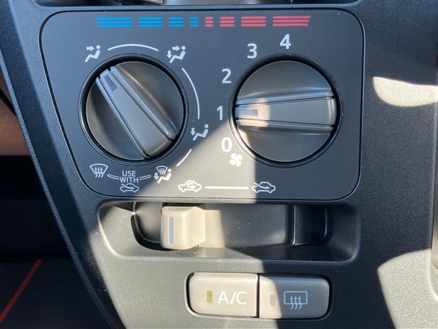 ミライース Ｌ　ＳＡＩＩＩ　１３インチフルホイールキャップ　マルチリフレクターハロゲンヘッドランプ　可倒式ドアミラー　自発光式デジタルメーターアンバーイルミネーションメーター　マニュアルエアコン（ダイヤル式）　キーレスエントリー（30枚目）