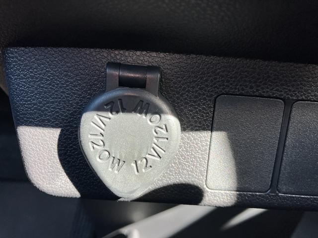 ミライース Ｌ　ＳＡＩＩＩ　１３インチフルホイールキャップ　マルチリフレクターハロゲンヘッドランプ　可倒式ドアミラー　自発光式デジタルメーターアンバーイルミネーションメーター　マニュアルエアコン（ダイヤル式）　キーレスエントリー（32枚目）