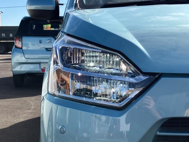 ミライース Ｘ　ＳＡＩＩＩ　１４インチフルホイールキャップ　ＬＥＤヘッドランプ　電動格納式（カラード）ドアミラー　自発光式デジタルメーターブルーイルミネーションメーター　マニュアルエアコン（ダイヤル式）　キーレスエントリー（12枚目）