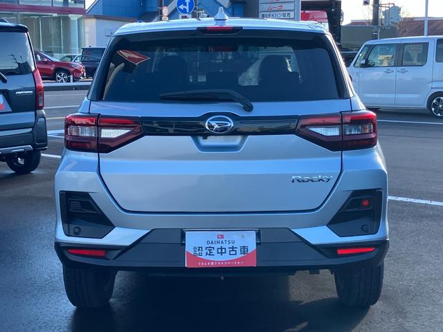 ロッキー Ｇ　１７インチアルミホイール　ＵＶＩＲカット遮音ガラス　フルＬＥＤヘッドランプ　運転席・助手席シートヒーター　ウレタンステアリングホイール　本革シフトノブ　アクティブマルチインフォメーションメーター（5枚目）