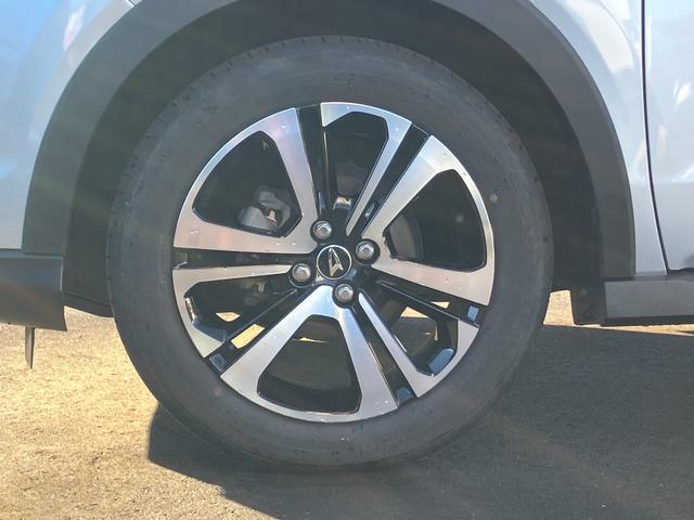 ロッキー Ｇ　１７インチアルミホイール　ＵＶＩＲカット遮音ガラス　フルＬＥＤヘッドランプ　運転席・助手席シートヒーター　ウレタンステアリングホイール　本革シフトノブ　アクティブマルチインフォメーションメーター（8枚目）