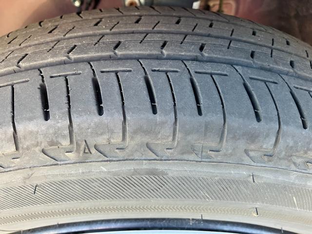 ムーヴキャンバス セオリーＧ　１４インチフルホイールキャップ　ＬＥＤヘッドランプ　ＬＥＤフォグランプ　ホっとカップホルダー　両側パワースライドドア　キーフリーシステム　プッシュボタンスタート　ＵＶカットガラス（9枚目）