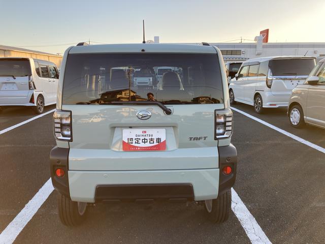 タフト Ｇ　ナビ付　ナビ　１５インチアルミホイール　オートレベリング機能付フルＬＥＤヘッドランプ　ＬＥＤフォグランプ　本革巻ステアリングホイール　本革巻インパネセンターシフト（3枚目）