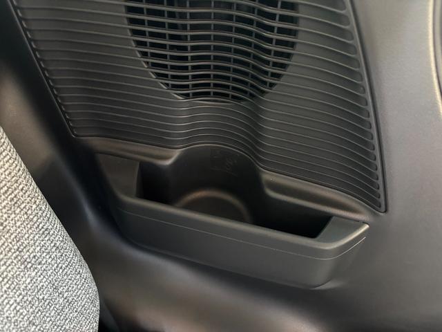 ムーヴキャンバス ストライプスＧ　雹害車　１４インチフルホイールキャップ　ＬＥＤヘッドランプ　ＬＥＤフォグランプ　ホっとカップホルダー　両側パワースライドドア　キーフリーシステム　プッシュボタンスタート　ＵＶカットガラス（22枚目）