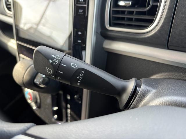 タント カスタムＸ　トップエディションＳＡＩＩＩ　１４インチアルミホイール　キーフリーシステム　パワースライドドア（片側）　オートエアコン（プッシュ式）　ＬＥＤヘッドランプ（20枚目）