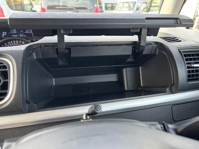 タント カスタムＸ　トップエディションＳＡＩＩＩ　１４インチアルミホイール　キーフリーシステム　パワースライドドア（片側）　オートエアコン（プッシュ式）　ＬＥＤヘッドランプ（27枚目）