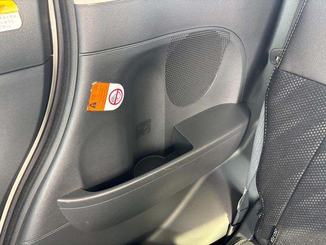 タント カスタムＸ　トップエディションＳＡＩＩＩ　１４インチアルミホイール　キーフリーシステム　パワースライドドア（片側）　オートエアコン（プッシュ式）　ＬＥＤヘッドランプ（41枚目）