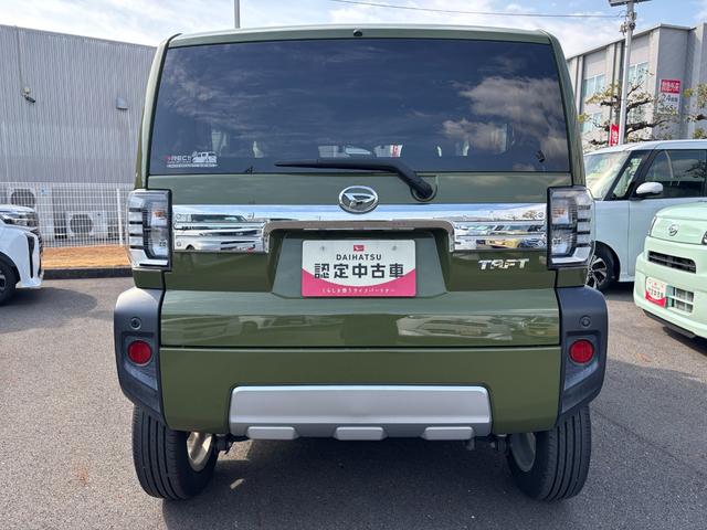 タフト Ｇ　クロムベンチャー　１５インチアルミホイール　オートレベリング機能付フルＬＥＤヘッドランプ　ＬＥＤフォグランプ　本革巻ステアリングホイール　本革巻インパネセンターシフト　ＴＦＴカラーマルチインフォメーションディスプレイ（6枚目）