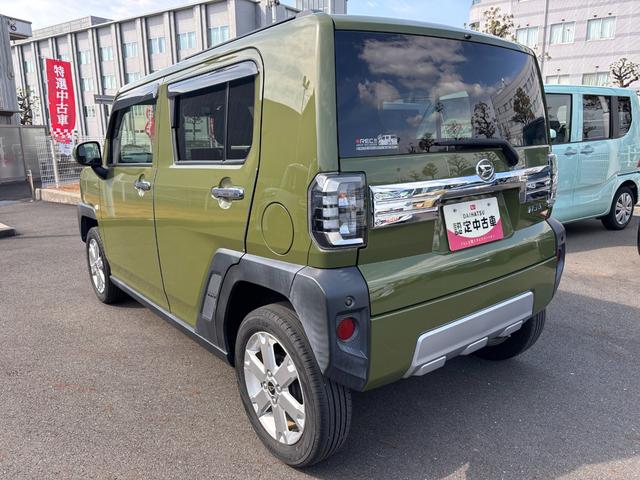 タフト Ｇ　クロムベンチャー　１５インチアルミホイール　オートレベリング機能付フルＬＥＤヘッドランプ　ＬＥＤフォグランプ　本革巻ステアリングホイール　本革巻インパネセンターシフト　ＴＦＴカラーマルチインフォメーションディスプレイ（7枚目）