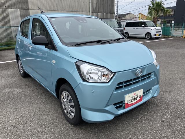 ミライース Ｌ　ＳＡＩＩＩ　１３インチフルホイールキャップ　マルチリフレクターハロゲンヘッドランプ　可倒式ドアミラー　自発光式デジタルメーターアンバーイルミネーションメーター　マニュアルエアコン（ダイヤル式）　キーレスエントリー（3枚目）