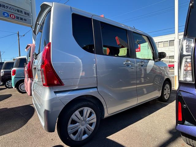 タント X 14インチフルホイールキャップ フルLEDヘッドランプ オート格納式カラードドアミラー 左側パワースライドドア TFTカラーマルチインフォメーションディスプレイ フルファブリックシート(4枚目)