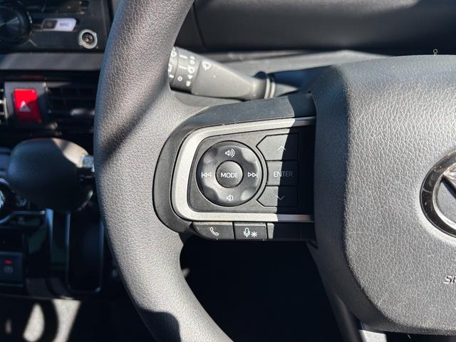 タント カスタムX 14インチアルミホイール 大型エアロバンパー フルLEDヘッドランプ オート格納式カラードドアミラー 両側パワースライドドア キーフリーシステム プッシュボタンスタート(21枚目)