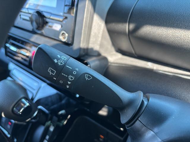 タント カスタムX 14インチアルミホイール 大型エアロバンパー フルLEDヘッドランプ オート格納式カラードドアミラー 両側パワースライドドア キーフリーシステム プッシュボタンスタート(23枚目)